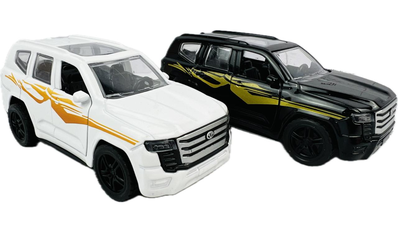Машина металлическая ТОЙОТА LAND CRUSER 300 1/18шт